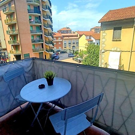 Intero Appartamento Luminoso E Accogliente ! Torino Kültér fotó
